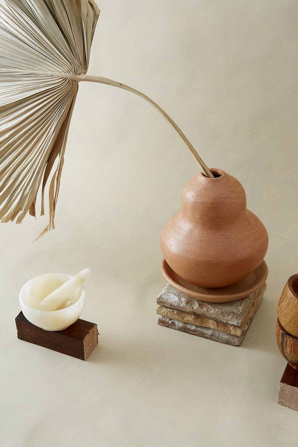 Artisan & Fox - Home Goods - QUEMAR Bud Vase in Natural Unglazed - Handcrafted in Mexico
