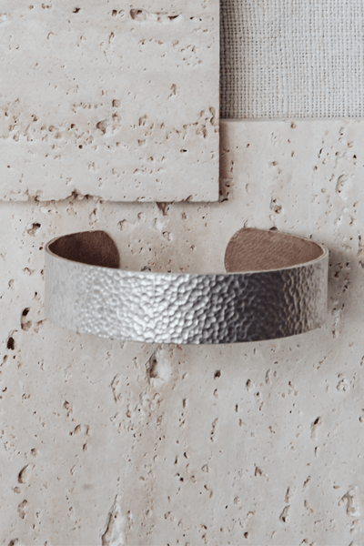 MENTAO Brass Bracelet in Grey